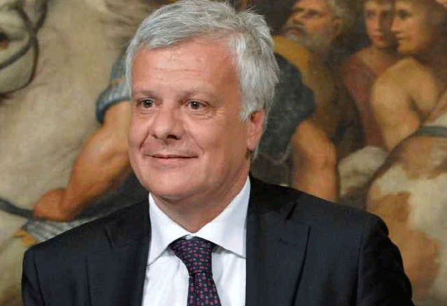 Galletti presenta le novità sull'ambiente della legge di stabilità
