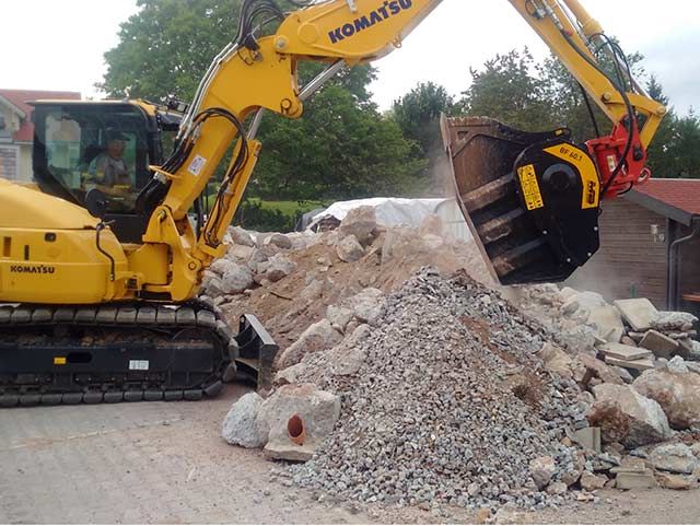 La piccola di casa MB Crusher si rinnova e vince la sfida contro il basalto 