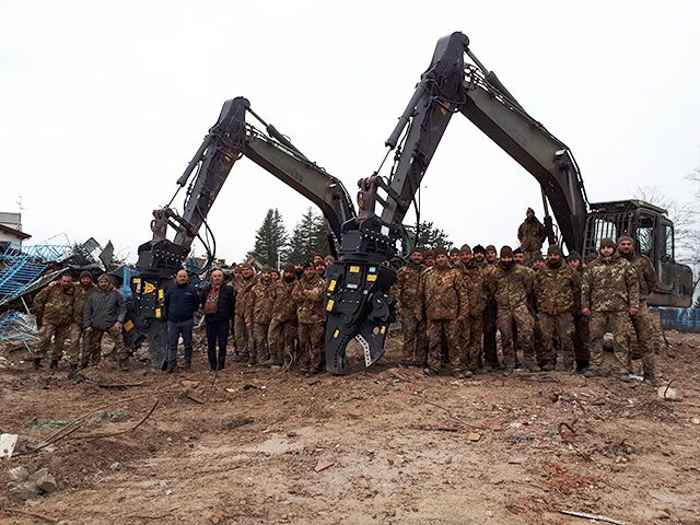 Trevi Benne e Komatsu (GIS) per l’Esercito Italiano