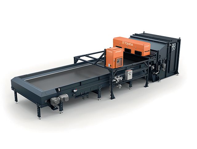 La nuova tecnologia SHARP EYE per separare le vaschette monostrato in PET dalle bottiglie in PET