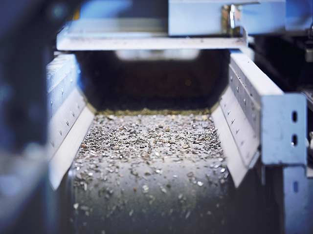 TOMRA lancia la nuova X-TRACT X6 FINES, in grado di selezionare frazioni metalliche di dimensioni sempre minori