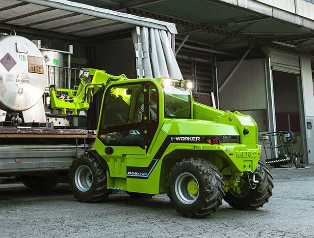 E-Worker, il sollevatore telescopico compatto e totalmente elettrico