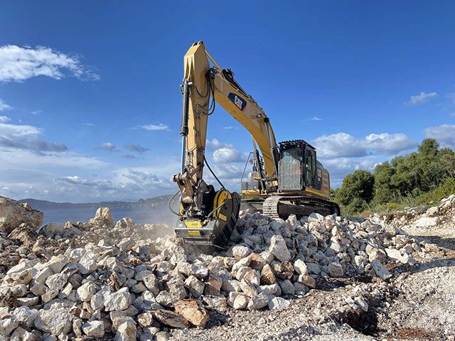 Cosa ci fa MB Crusher in un’isola? 