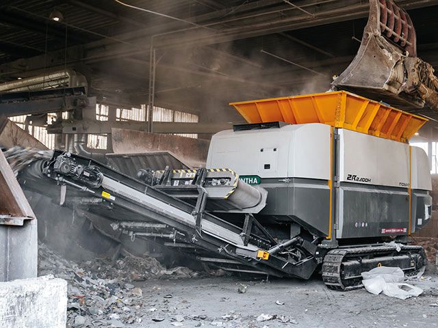 Trituratore primario UNTHA ZR: forte nelle prestazioni, intelligente nel risparmio