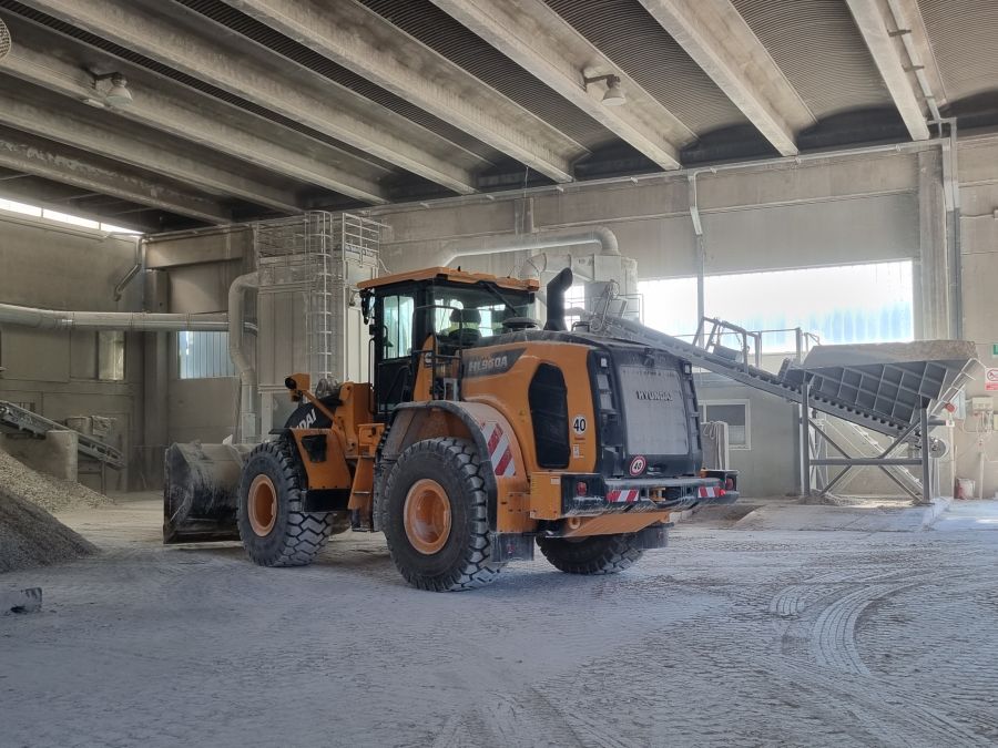 Riciclo inerti: ci pensano le pale gommate Hyundai