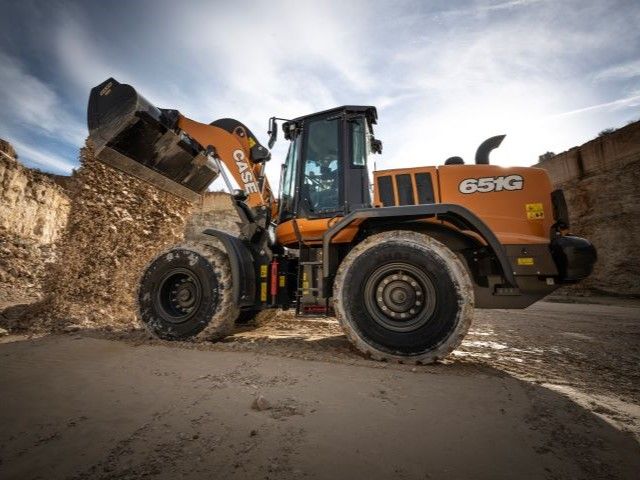 CASE lancia la nuova pala gommata 651 G Evolution