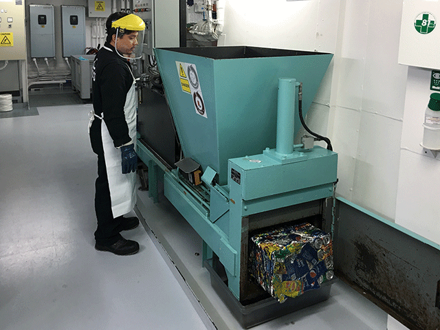 Il riciclo delle lattine in alluminio sulle navi da crociera