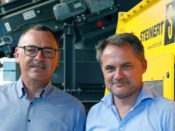 Luc Waignein, direttore R&D alla Galloo; Karl Hoffmann, Key Account Manager alla STEINERT
