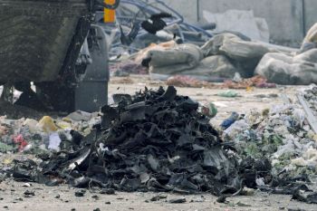 Pneumatici fuori uso: pezzatura effettuata con griglia mobile 